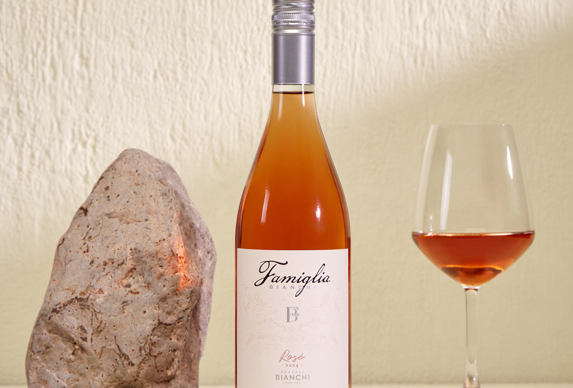 Vinos de verano: las mejores opciones frescas y livianas para disfrutar el calor